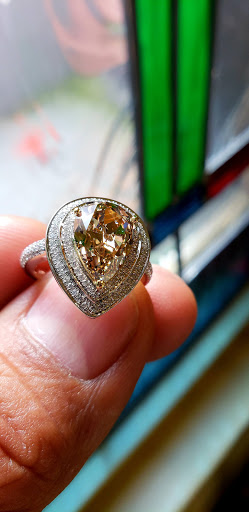 Jewelry Store «John Laughter Jewelry», reviews and photos, 146 N Main St, Waynesville, NC 28786, USA