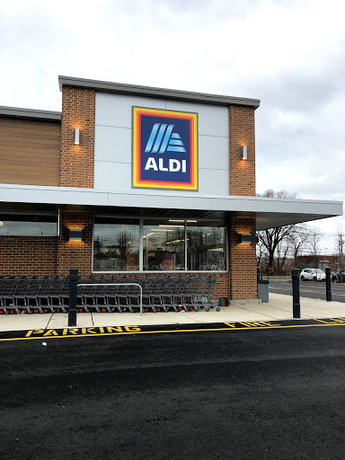 ALDI, 30 White Horse Pike, Collingswood, NJ 08108, USA, 
