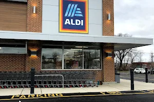 ALDI image