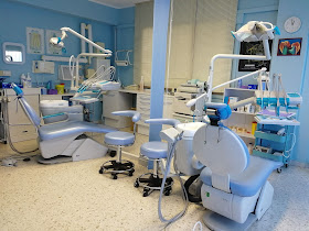 DENTAL DAY MEDICAL (Ambulatorio Dentistico)