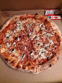 Pizza du Pizzeria Favolo Pizza | Tacos | Burger | Pâte | Livraison | Sur Place | à Emporter à Le Perreux-sur-Marne - n°20