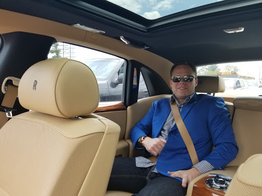 Car Dealer «Hikes Lane Auto Sales», reviews and photos, 2129 Old Shepherdsville Rd, Louisville, KY 40218, USA