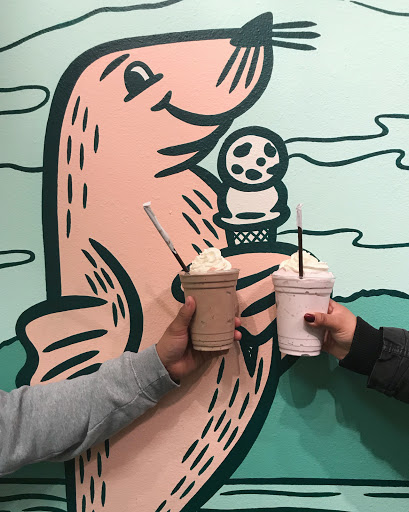 Ice Cream Shop «Zingers Homemade Ice Cream», reviews and photos, 210 Broadway St, Seaside, OR 97138, USA