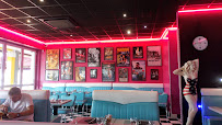 Atmosphère du Restaurant américain Twist Diner Café à Saint-Jean-de-Monts - n°15