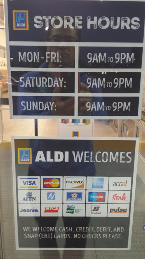 Supermarket «ALDI», reviews and photos, 2120 Panama Ln, Bakersfield, CA 93304, USA