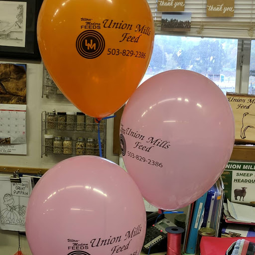 Pet Supply Store «Union Mills», reviews and photos, 14822 S Union Mills Rd, Mulino, OR 97042, USA