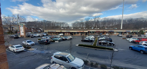 Shopping Mall «Woodrow Shopping Plaza», reviews and photos, 655 Rossville Ave, Staten Island, NY 10309, USA