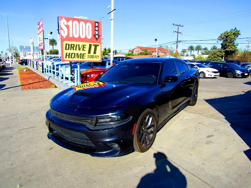 Car Dealer «Quick & Easy Auto Sales Inc», reviews and photos, 3137 E Imperial Hwy, Lynwood, CA 90262, USA