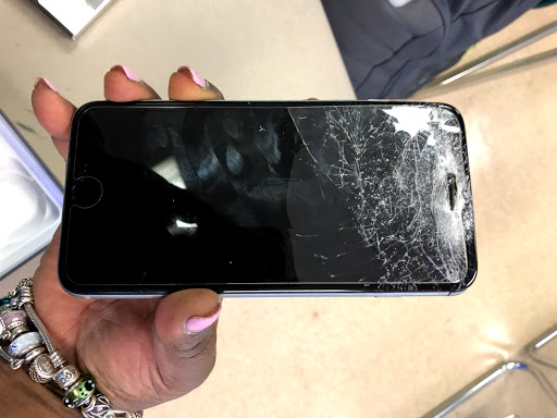 Mobile Phone Repair Shop «iFixScreens», reviews and photos, 518 Commack Rd, Deer Park, NY 11729, USA