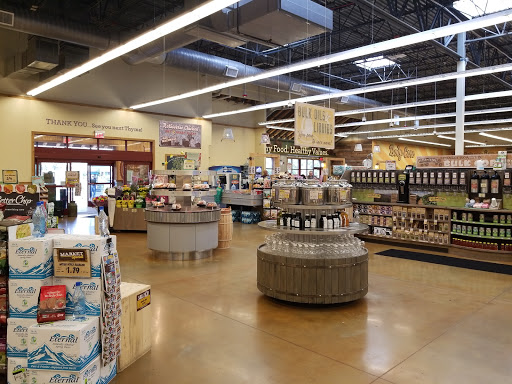 Grocery Store «Fresh Thyme Farmers Market - Ypsilanti Township MI», reviews and photos, 2985 Washtenaw Ave, Ypsilanti, MI 48197, USA