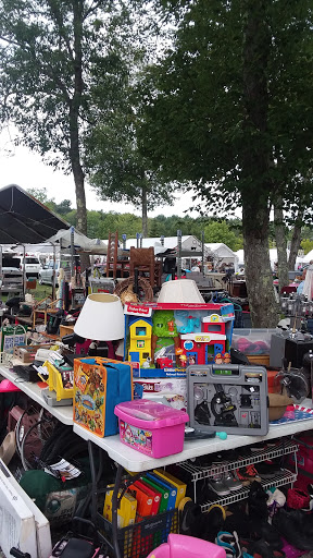 Flea Market «Londonderry Flea Market», reviews and photos, 5 Avery Rd, Londonderry, NH 03053, USA