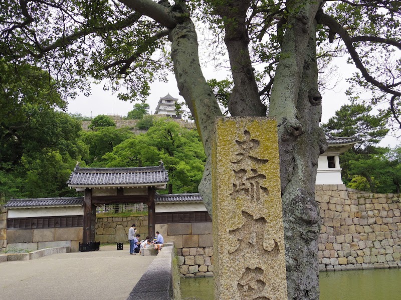 丸亀城 大手二の門