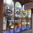 Hettie's Rock & Crystal Shop