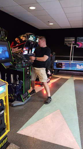 Movie Theater «Edwards Camarillo Palace 12 & IMAX», reviews and photos, 680 Ventura Blvd, Camarillo, CA 93010, USA