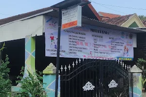 Rumah Luka Dan Khitan Pasuruan image