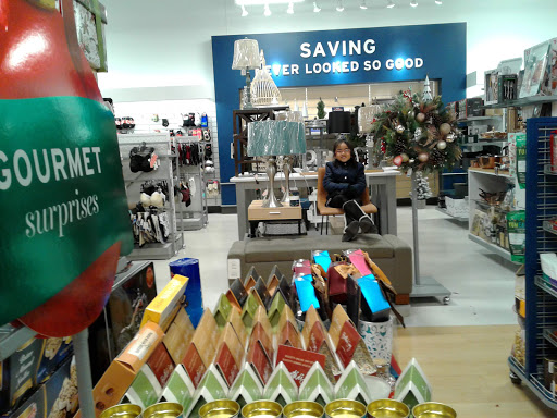 Department Store «Marshalls», reviews and photos, 1220 75th St, Downers Grove, IL 60516, USA