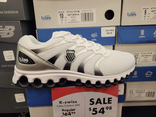 Shoe Store «Shoe Carnival», reviews and photos, 1500 Greentree Blvd, Clarksville, IN 47129, USA