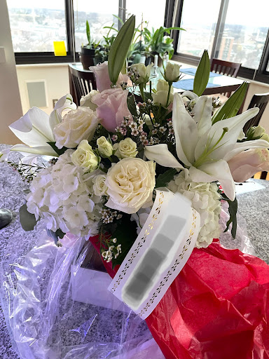 Florist «Welkes Milwaukee Florist», reviews and photos, 5528 W North Ave, Milwaukee, WI 53208, USA