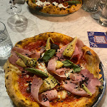 Photo n°1 de l'avis de Nika. fait le 05/10/2023 à 22:46 sur le  Amalfi Pizza & Gin Cagliari à Cagliari