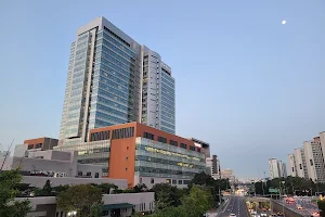 Seoul St. Mary's Hospital image