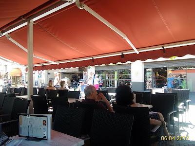 Carrefour City à Antibes