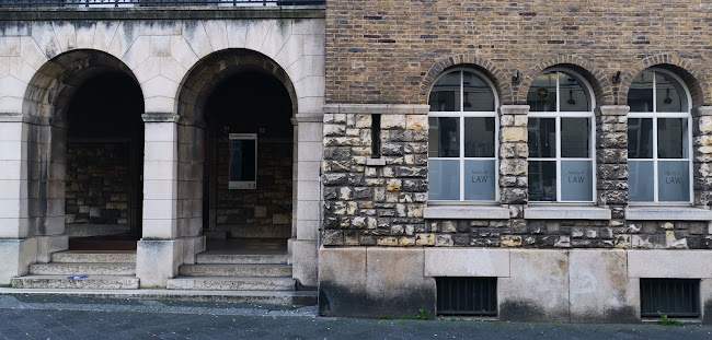 Beoordelingen van Stichting Transnationale Universiteit Limburg in Genk - Universiteit