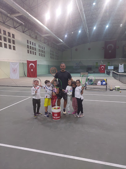 İzmir Tenis Okulu