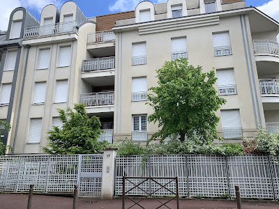LINDA LAUZE - Iad Immobilier Brétigny-sur-Orge à Brétigny-sur-Orge