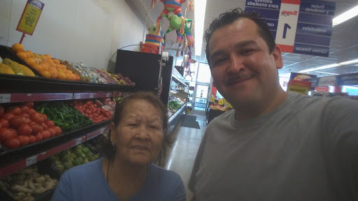 Grocery Store «Save-A-Lot», reviews and photos, 210 N Lake St, Aurora, IL 60506, USA