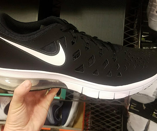 Clothing Store «Nike Factory Store», reviews and photos, 1475 N Burkhart Rd Suite C-200, Howell, MI 48855, USA