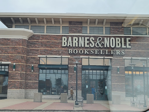 Book Store «Barnes & Noble», reviews and photos, 5132 W Saginaw Hwy, Lansing, MI 48917, USA