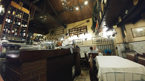 Restaurante Avó Cana (Carvalhos) em Pedroso