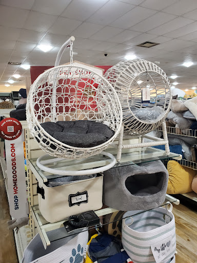 Department Store «HomeGoods», reviews and photos, 19165 West Rd, Woodhaven, MI 48183, USA