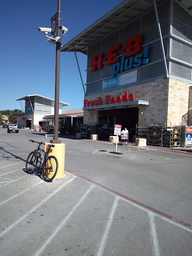 Grocery Store «H-E-B plus!», reviews and photos, 420 W Bandera Rd, Boerne, TX 78006, USA