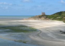 Plage de Saint-Maurice'in fotoğrafı geniş bir kıyı şeridi ile birlikte