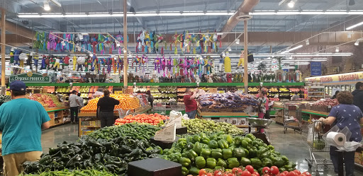Supermarket «Vallarta Supermarkets», reviews and photos, 2705 S H St, Bakersfield, CA 93304, USA