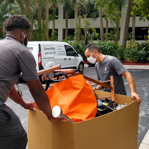 Moving and Storage Service «Two Men and a Truck», reviews and photos, 11952 Miramar Pkwy, Miramar, FL 33025, USA