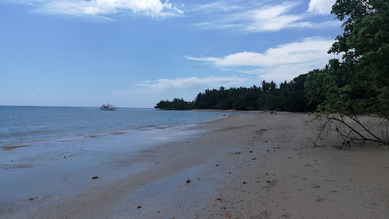 Langogan Beach