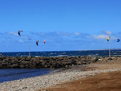 Playa La Caleta'in fotoğrafı - rahatlamayı sevenler arasında popüler bir yer