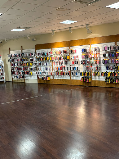 Cell Phone Store «Muncie Cell Phone Repair», reviews and photos, 3501 N Granville Ave, Muncie, IN 47303, USA