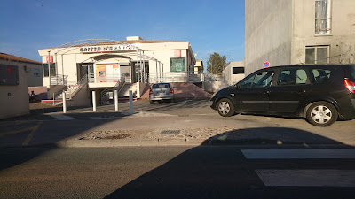 Caisse D'epargne à Fréjus