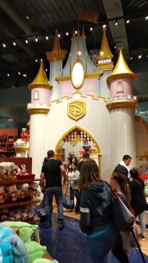Toy Store «Disney Store», reviews and photos, 191 Marigold Ct, Central Valley, NY 10917, USA