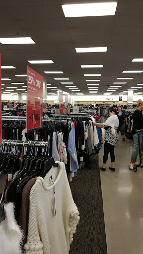 Department Store «Nordstrom Rack The Gallery At Westbury Plaza», reviews and photos, 1040 Old Country Rd, Garden City, NY 11530, USA