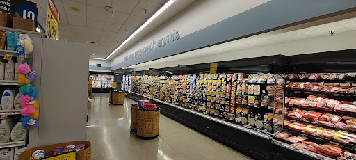 Grocery Store «Food Lion», reviews and photos, 10 Sams Point Rd, Beaufort, SC 29902, USA