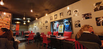 Atmosphère du Restaurant italien Peppino Pizzeria et Ristorante à Venelles - n°12