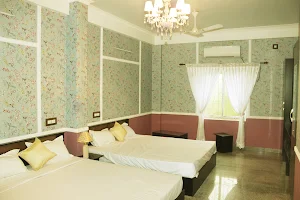 Sun Boutique Home Stay image