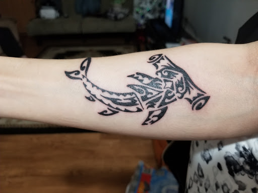 Tattoo Shop «Modern Tattoo Ltd. and Museum of American Tattooing», reviews and photos, 3121 Beacon St, North Chicago, IL 60064, USA