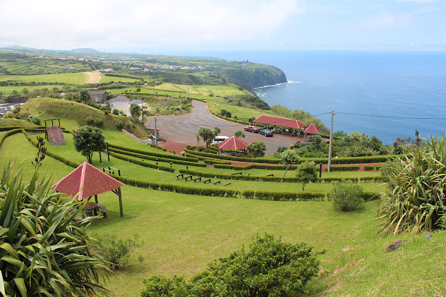 Island Hopper | Guided Van Tours - Ponta Delgada