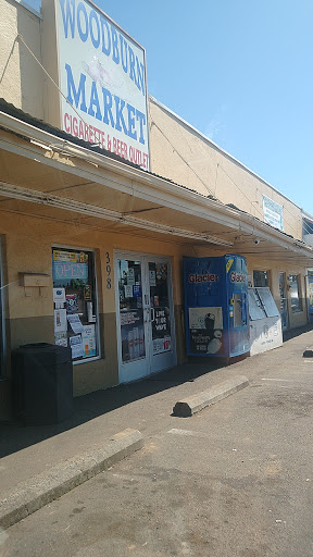 Convenience Store «Woodburn Market/ Smoke Shop», reviews and photos, 398 N Pacific Hwy, Woodburn, OR 97071, USA