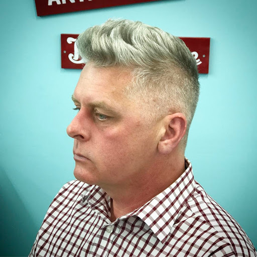 Barber Shop «Hawkins Barber Shop», reviews and photos, 1101 Riverwood Dr, Nashville, TN 37216, USA